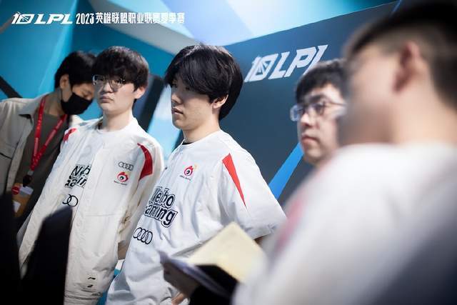 这是一个在 这是一个在