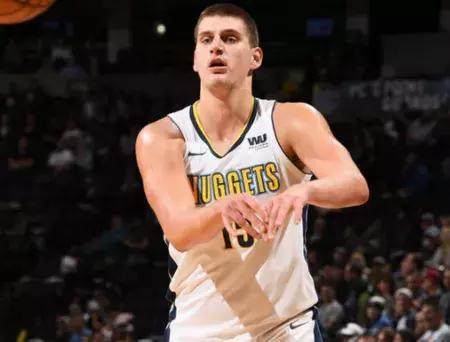 而随着越来 而随着越来