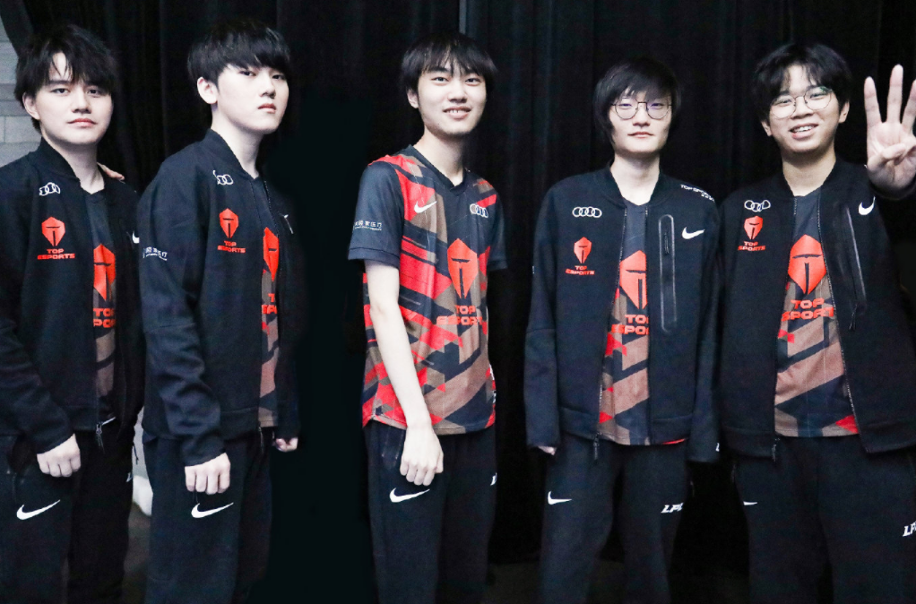 比赛阵容 比赛阵容